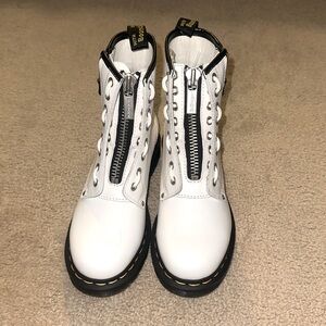 NWT Dr Martens boots